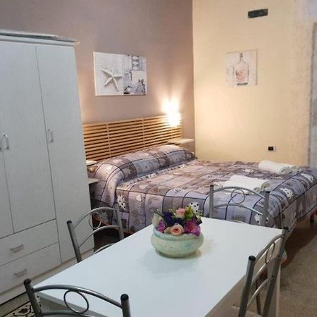 Appartement House Bianca 9 à Naples Extérieur photo
